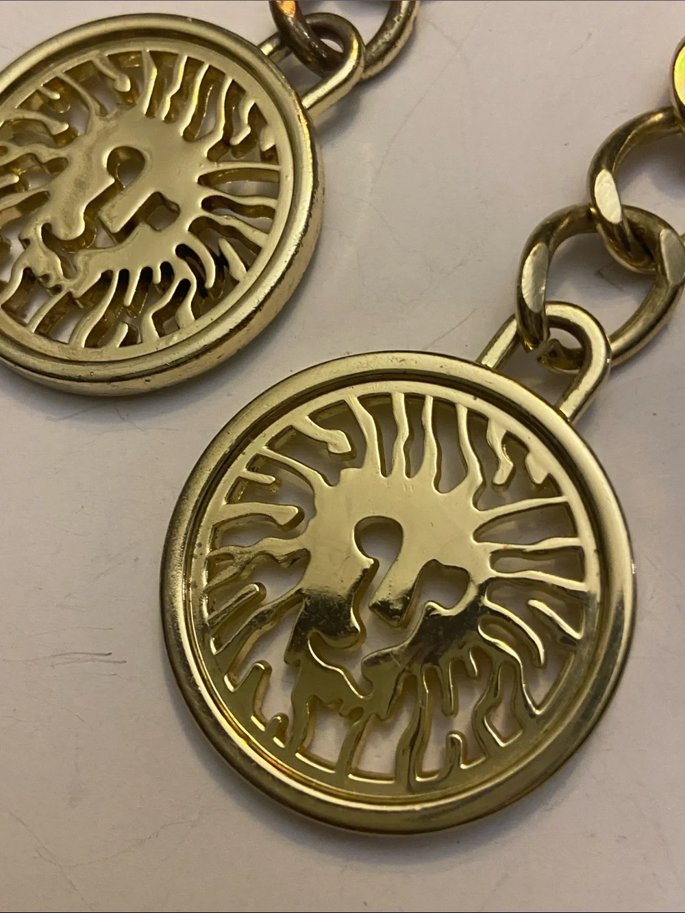 Pair 2 Gold Tone Vintage Anne Klein Souvenir Metal Keychain FOB Lion Head